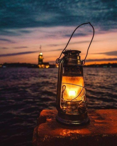 Горящий фонарь