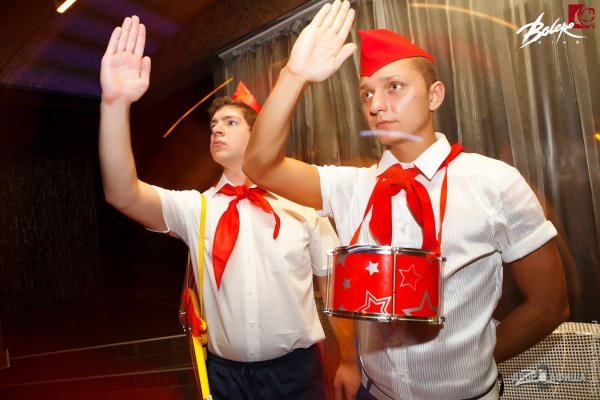 Пионерский галстук