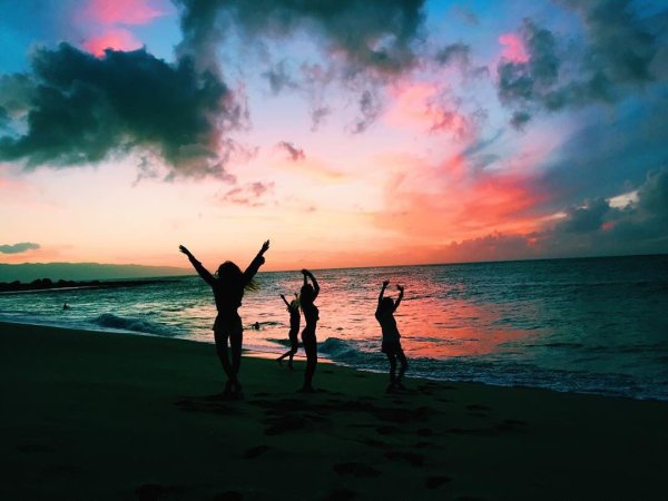 Лето каникулы любовь