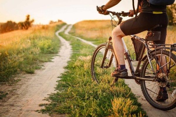 Катание на велосипеде