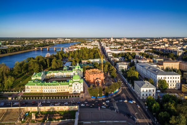 Версальский трезубец Тверь