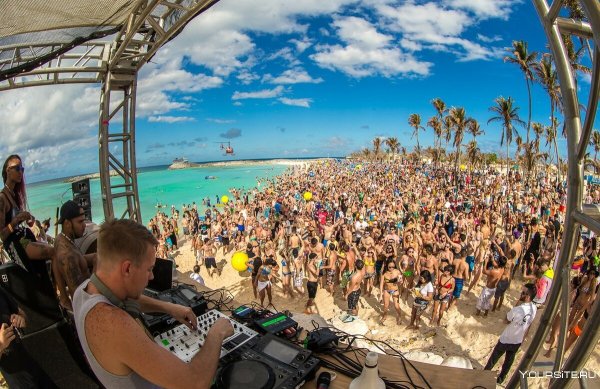 Пляжная вечеринка