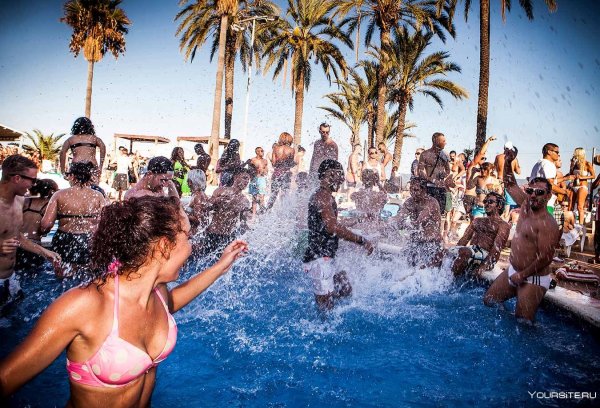 Пляжная вечеринка