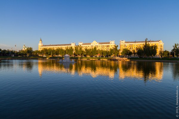 Набережная реки Волга Астрахань