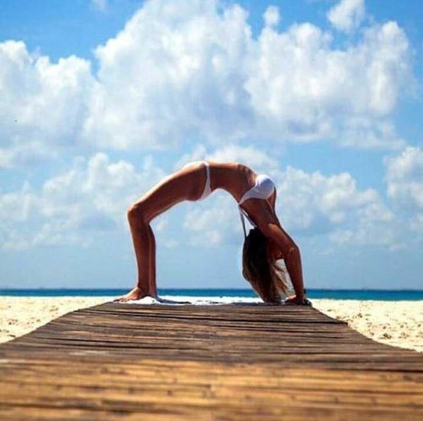 Йога на море