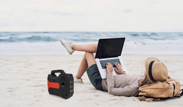 Фрилансер на пляже