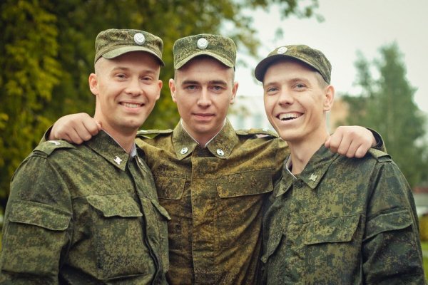 Солдаты в армии