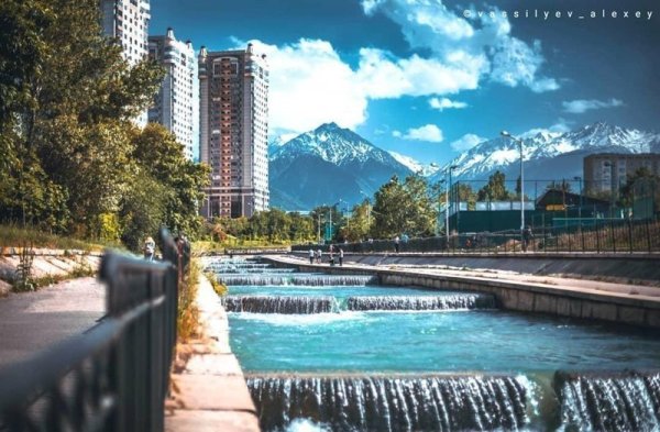 Река в Казахстане Алма Ата