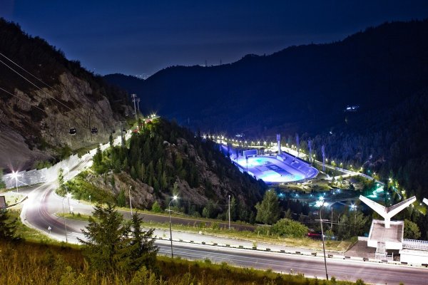 Алма Ата каток Медео