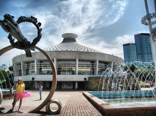 Алма Ата цирк