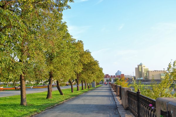 Набережная города Челябинска