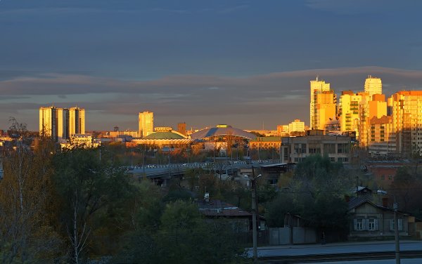 Утренний город