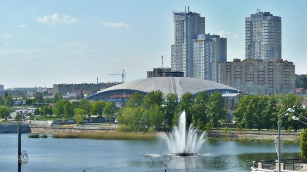 Город Челябинск летом