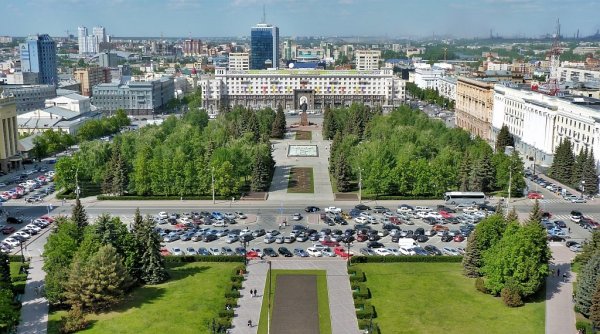 Центральная площадь Челябинска