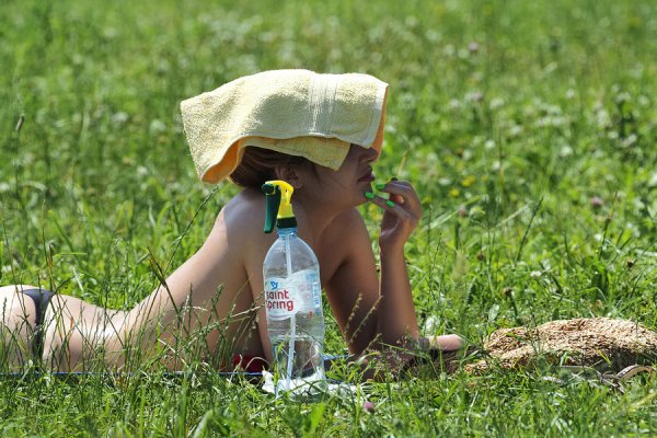 Жарко летом