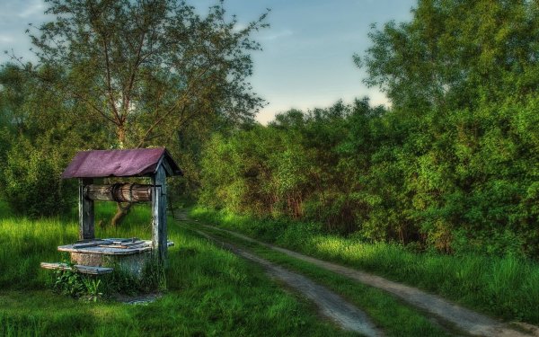 Деревенский колодец