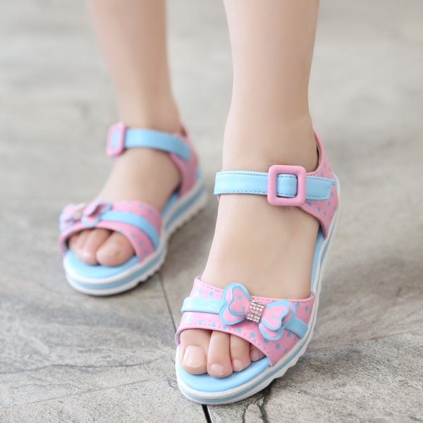 Босоножки для девочек