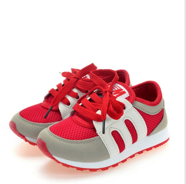 Кроссовки для детей