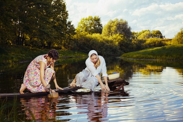 Русская деревня сенокос