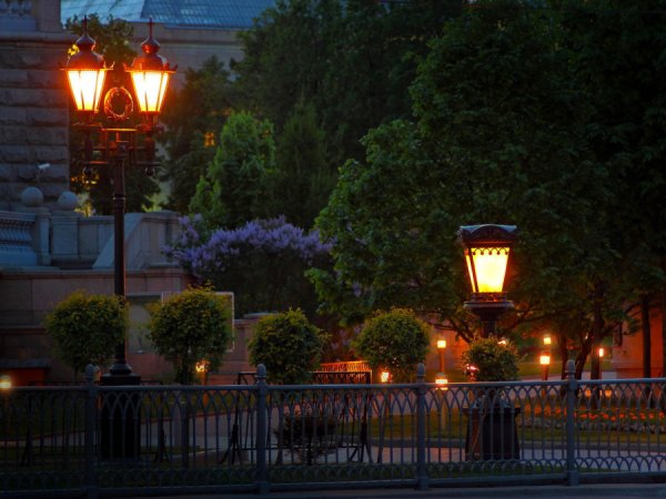 Бульварное кольцо Чистопрудный бульвар вечером