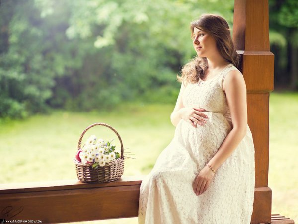 Фотосессия беременной с мужем на природе