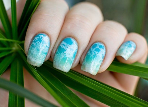 Морской маникюр