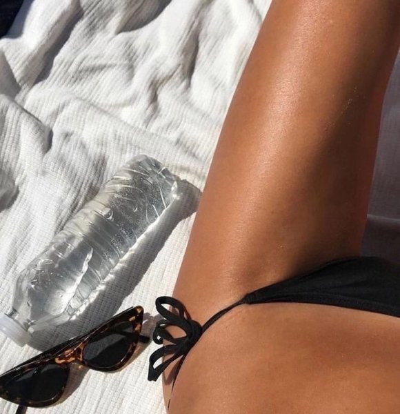 Гладкая кожа ног