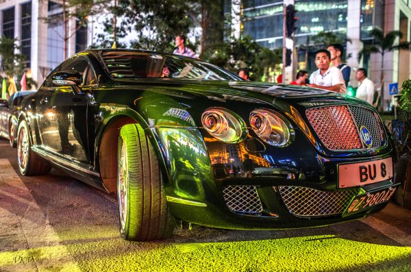 Фотосессия со скейтом для девушки