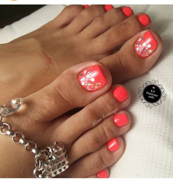 Необычный педикюр