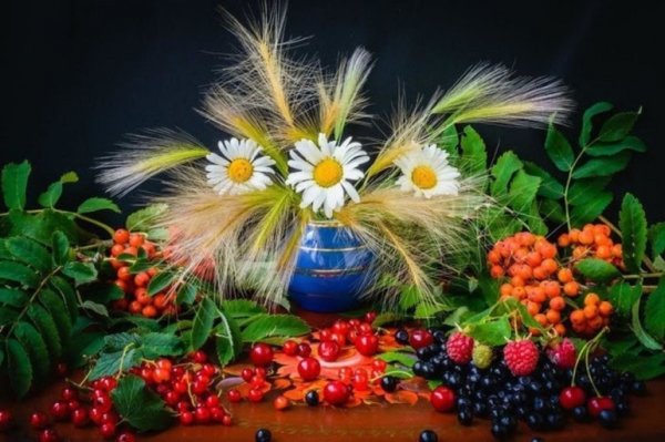 Здравствуй, август величавый! Здравствуй, барин-господин!