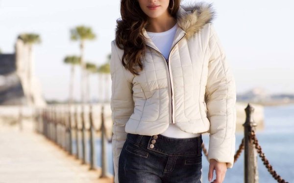 Гигантский пуховик