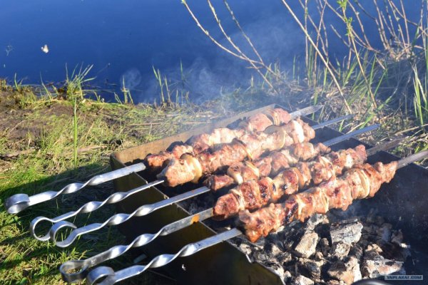 Шашлыки на природе весной