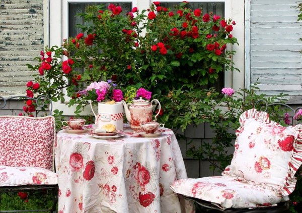 Поленов чаепитие