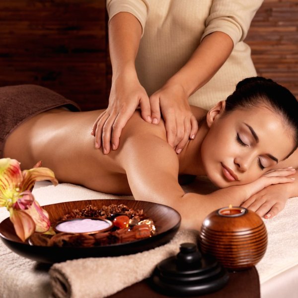 Арома Ойл массаж