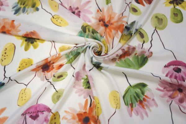 Яркие летние ткани