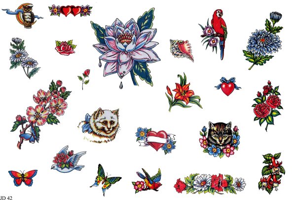 Маленькие цветные тату