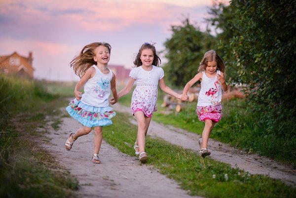 Лето в деревне дети