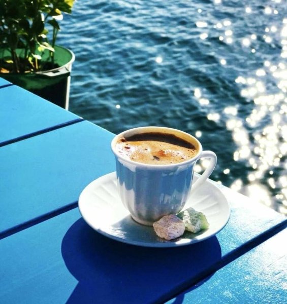 Кофе и море