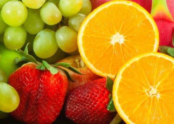 Красочные фрукты