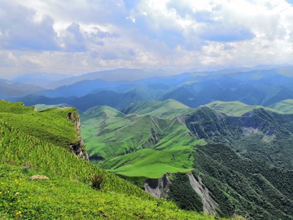 Орлиное гнездо Кавказ