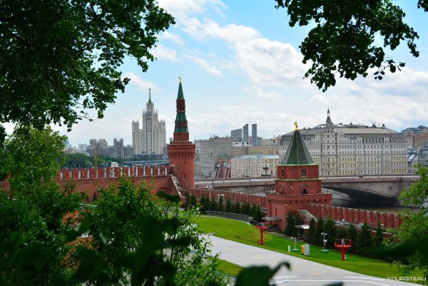 Кремль Москва 2000