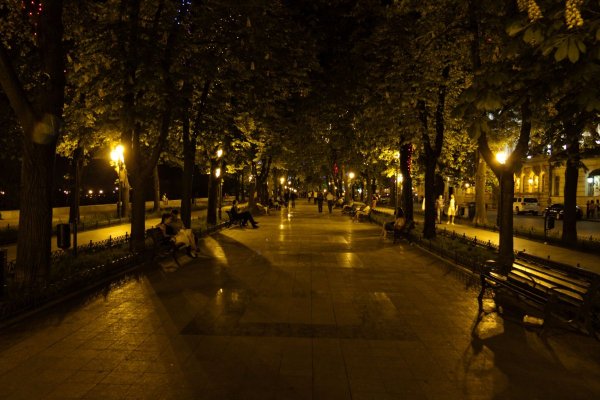 Ночные улицы Москвы летом