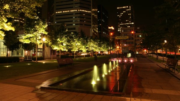 Сквер Горького освещение