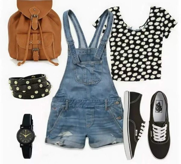 Набор одежды на лето