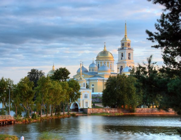 Православные храмы России лето