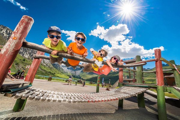 Летние аттракционы для детей