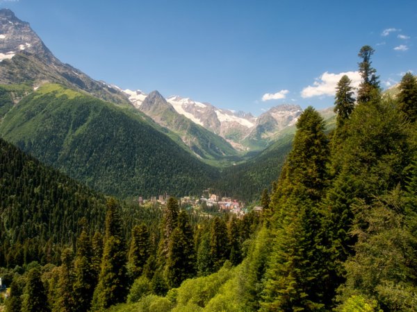 Карачаево-Черкесская Домбай