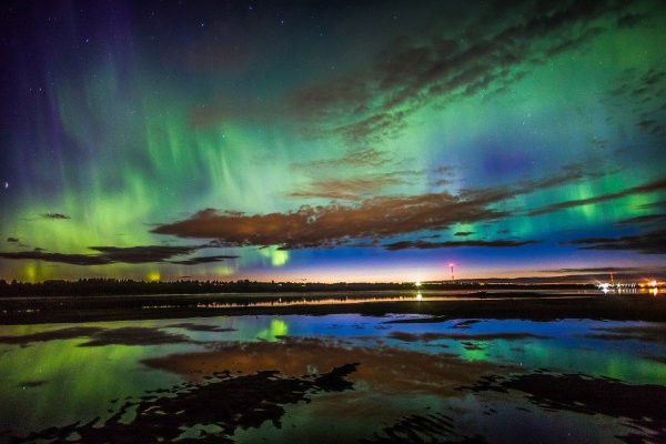 Северное сияние над Имандрой