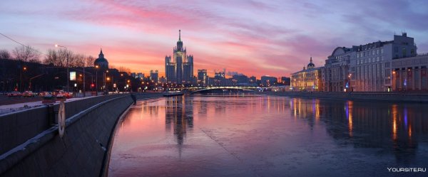 Закат на Москве реке