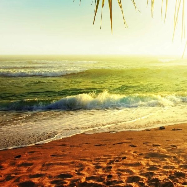 Красивый рассвет на море